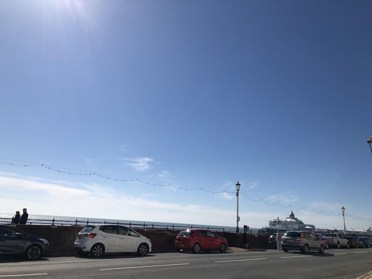 伊斯特里维埃拉酒店 伊斯特布恩 外观 照片
